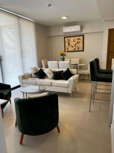 Coronel Vicente Machuca esq/ Avda Laguna Grande Edf. Boulevard Plaza Pinedo , Fernando De La Mora, Central 00001, Paraguai