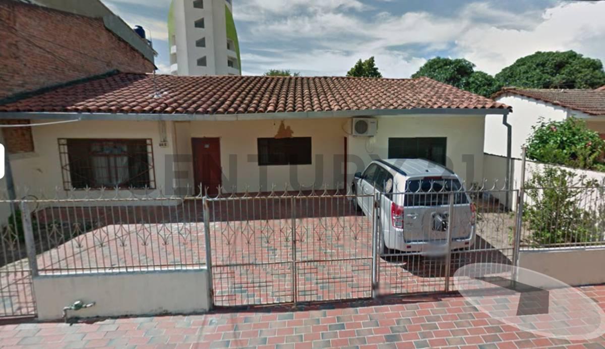 calle uberaba manzano 11 , Centro, Santa Cruz 0000, بوليفيا
