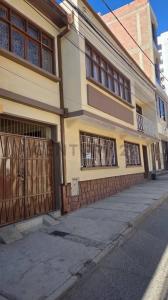 Calle Camacho entre Adolfo Mier y Bolivar 1515, Centro, Oruro 00001, Bolivia