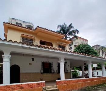 Av Principal Alquiler de Casa Comercial, Valencia, Carabobo 2001, Venezuela