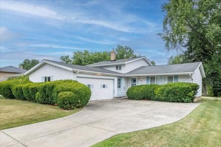 10774 Gordon Dr., Parma, אוהיו 44130, ארצות הברית של אמריקה