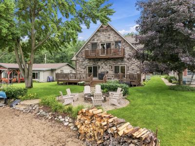 1966 Lake James Drive, Houghton Lake, Michigan 48629, USA