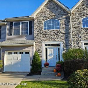 22 Marina Drive, Harveys Lake, Pennsylvania 18618, USA