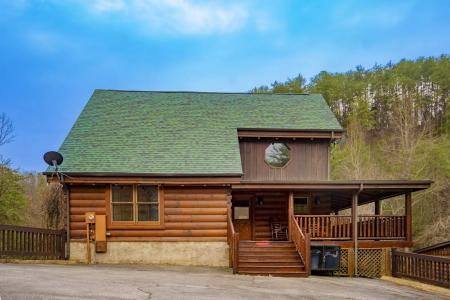 1928 Bear Falls Way, Sevierivlle, Tennessee 37876, USA