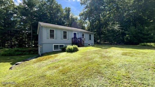 141 Piute Road, Shohola, Pennsylvania 18458, USA