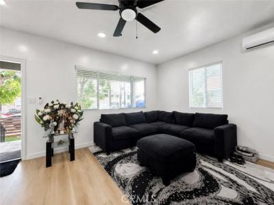 2130 Elm, Long Beach, California 90806