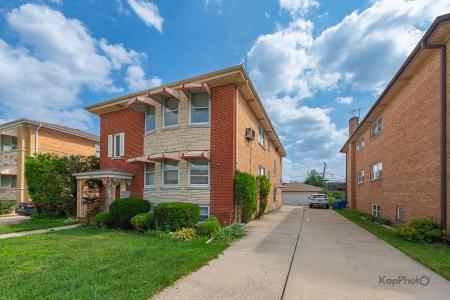 8417 W Berwyn Avenue #2, Chicago, Illinois 60656, USA