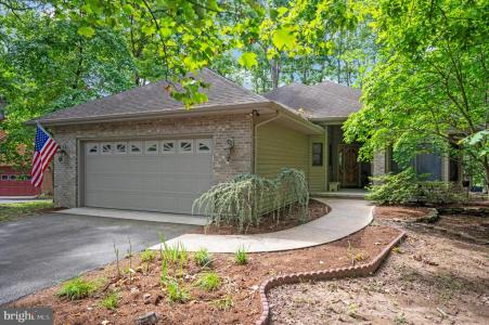 102 Marble Court, Locust Grove, Virginia 22508, Stati Uniti