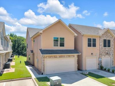 1523 Cozy Drive, Fort Worth, Texas 76120, USA