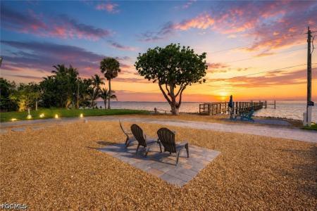 8550 Ebbtide Way, Bokeelia, Florida 33922, USA