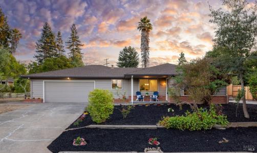 900 Dorthel St, Sebastopol, California 95472, USA