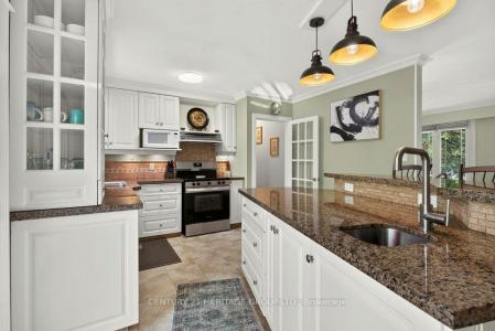 2147 GOVERNORS ROAD, Hamilton, אונטריו L0R 1J0, קנדה 