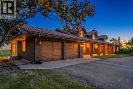 285021 TOWNSHIP ROAD 252, Rural Rocky View County, Alberta T2E 8K4, Canadá