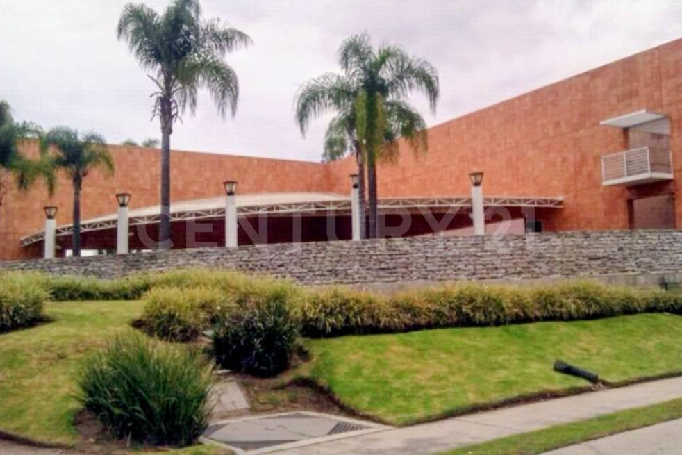 Av. Blvd. Vista de la Montaña 22 - 8, Coto 2,, Tlajomulco De Zúñiga, Jalisco 45645, Mexiko