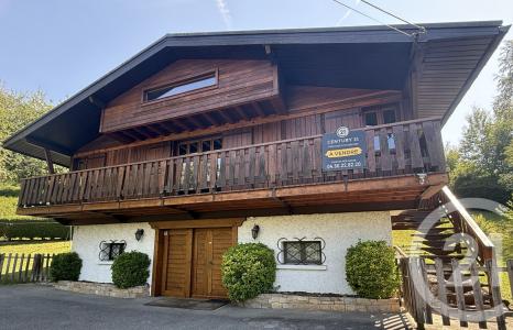 Taninges, Rodano-Alpi 74440, Francia
