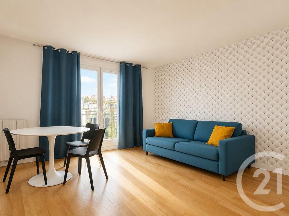Puteaux, Île-de-France 92800, France