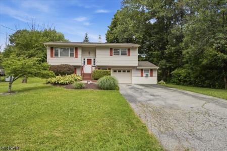 43 Cedar Tree Dr, Vernon Twp., New Jersey 07422-1035, USA