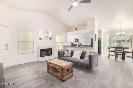 8759 W Grovers Avenue, Peoria, Arizona 85382, Stati Uniti