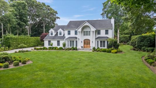 6 Briana Court, East Moriches, New York 11940, USA