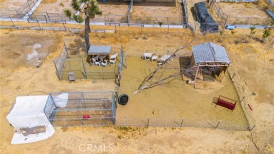 7425 Joshua View, Yucca Valley, Californie 92284, États-Unis