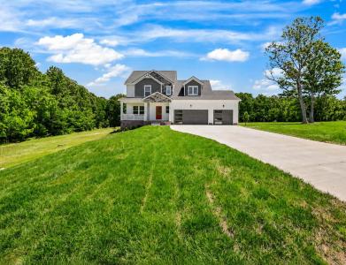 233 Lewis Grant Ln, Southside, Tennessee 37171, USA