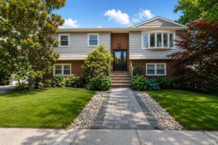 118 Elmbank Street, Staten Island, New York 10312, USA