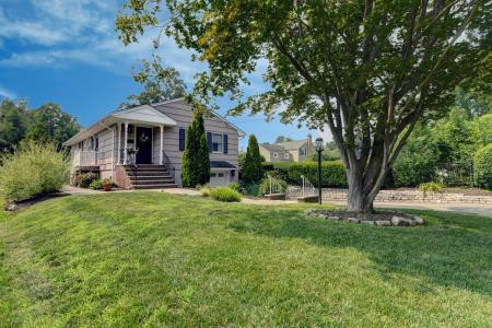 51 HOPPER AVE, Pompton Plains, New Jersey 07444, USA