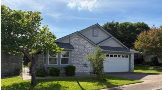 411 Fitch, Kerrville, Texas 78028, USA