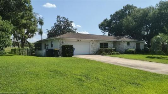 108 Tortoise Road, Sebring, Florida 33876, USA
