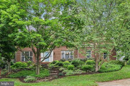 47404 Middle Bluff Place, Sterling, Virginia 20165, USA