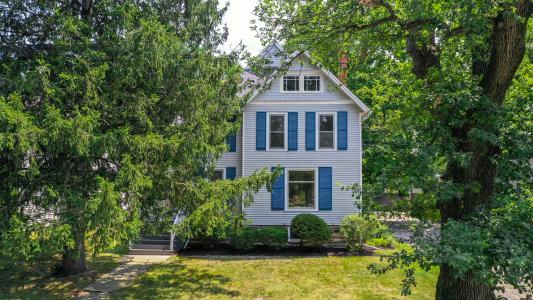 83 S. Cedar St., Oberlin, Ohio 44074, USA
