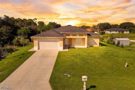 621 Tomasello Drive, Lehigh Acres, Florida 33974, USA