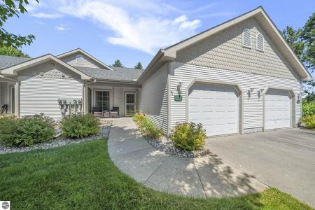 608 Meadowview Lane, Elk Rapids, Michigan 49629, USA