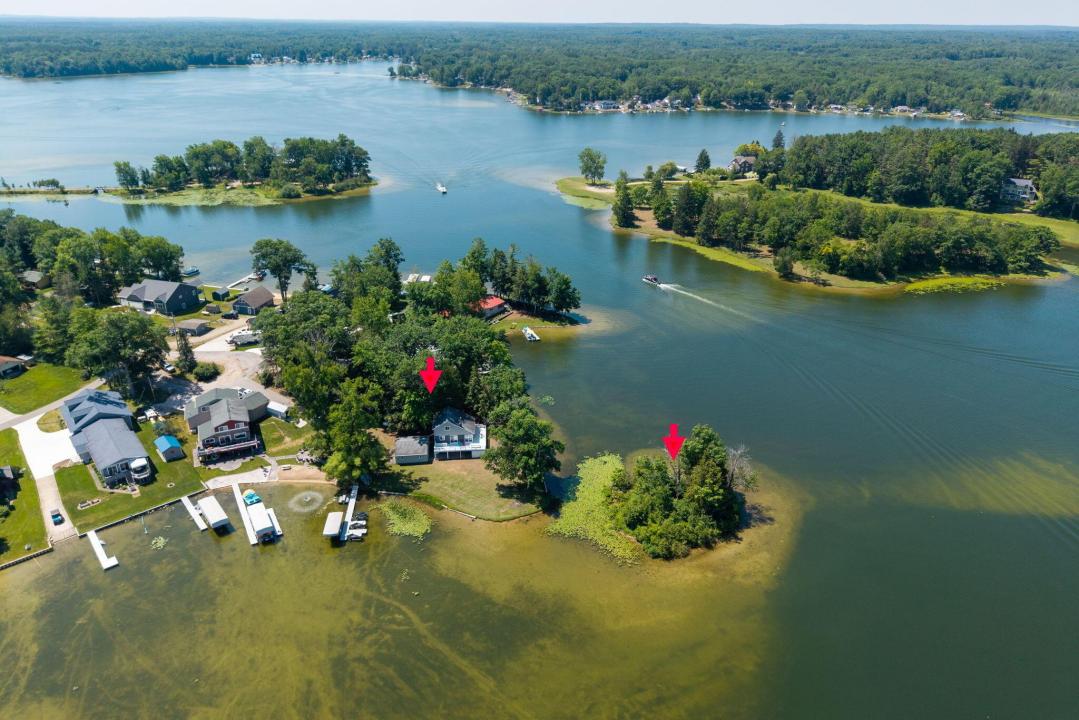 8664 Lynwood Lane , Mecosta, Michigan 49332, États-Unis
