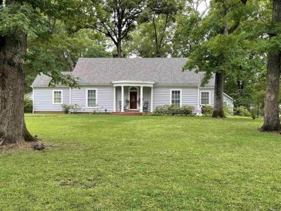 2130 N. Calion, El Dorado, Arkansas 71730, USA