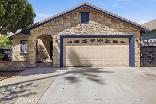 2851 Pleasant St, RVSD, קליפורניה 92507, ארצות הברית של אמריקה
