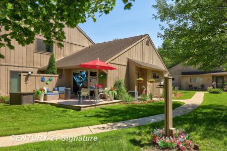2353 Bay Woods, Bay City, Michigan 48706, États-Unis