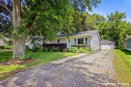 4800 Willow Lane, Mchenry, Illinois 60050, USA