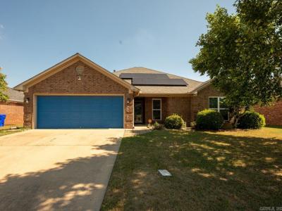 2530 Zoysia Lane, Conway, Arkansas 72034