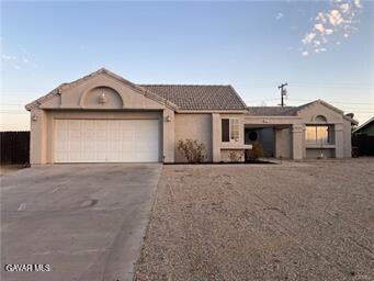 8924 Peach Avenue, California City, California 93505, USA