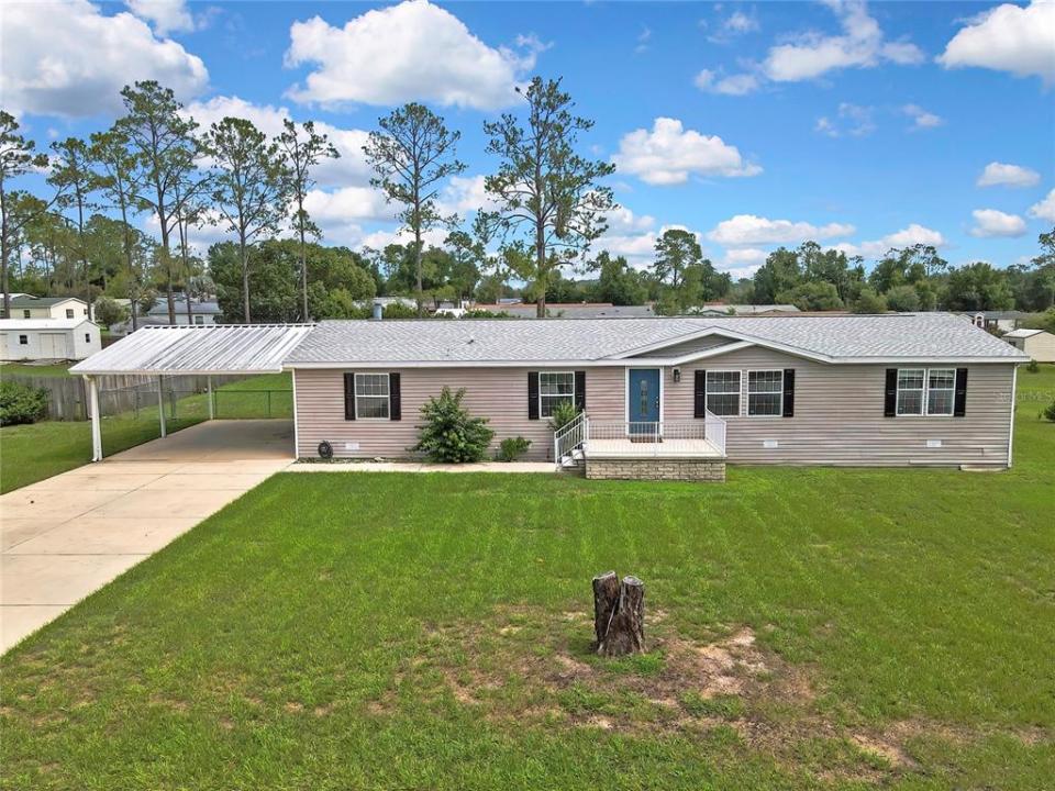 36125 White Fir Way, Dade City, Florida 33525, Stati Uniti
