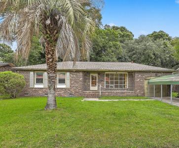 5308 Holden, North Charleston, South Carolina 29418, USA