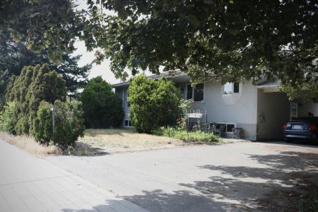 1220 K.L.O ROAD, Kelowna, Colombia Británica V1W 3P9, Canadá