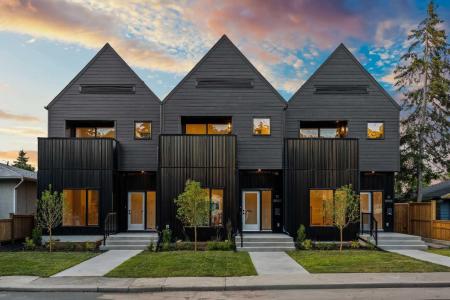8916 33 AVENUE NW, Calgary, Alberta T3B 1M6, Canada