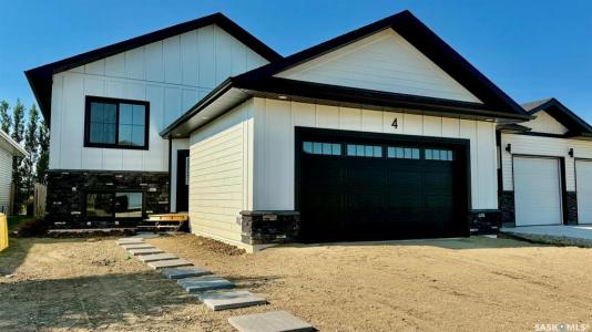 4 ASPEN PLACE, Humboldt, Saskatchewan S0K 2A0, Canada
