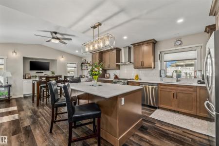 7 WILLIAM BELL DRIVE, Leduc, Alberta T9E 6H7, Canada