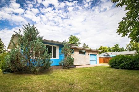 40 REGENT CRESCENT, Brandon, Manitoba R7B 2W9, Kanada