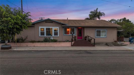 3595 Arizona Street, San Diego, California 92104, USA