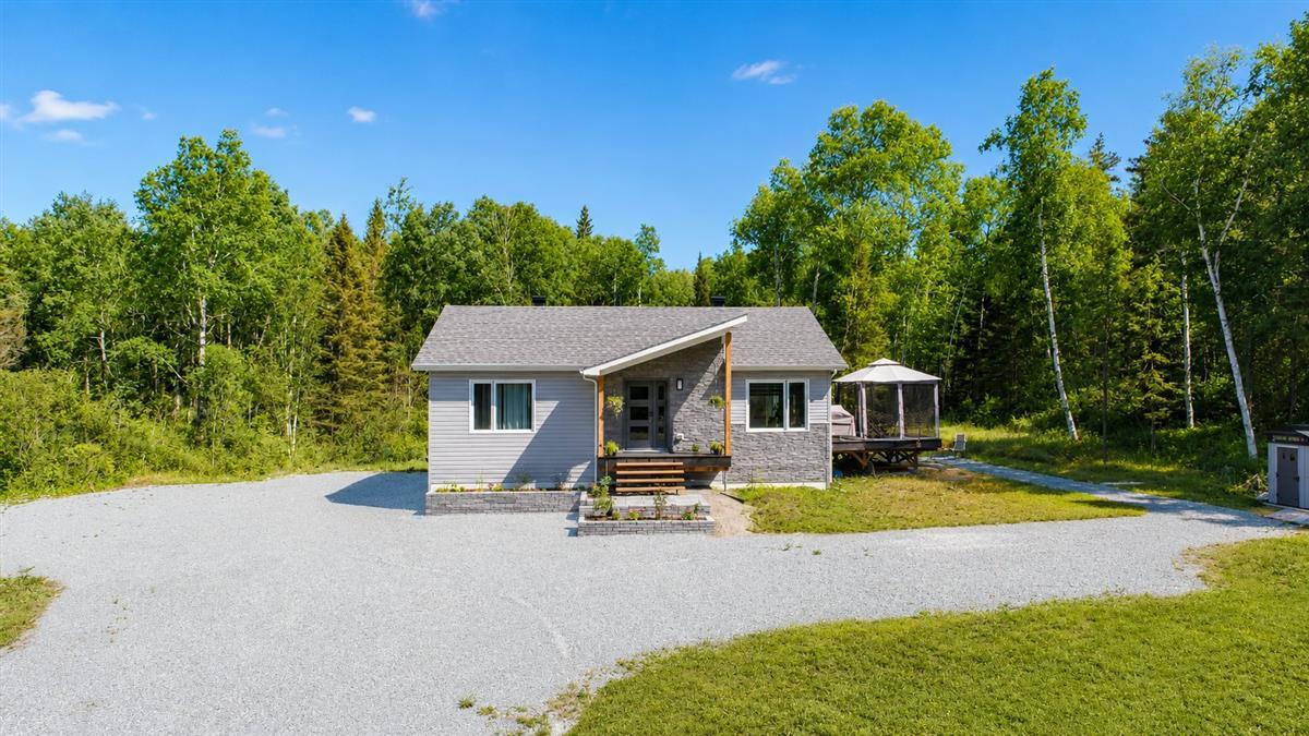 2874 Route des Pionniers, Rouyn-Noranda, Quebec J0Z 1K0, Canada