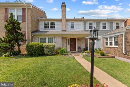 9619 Hillock Court, Burke, Virginia 22015
